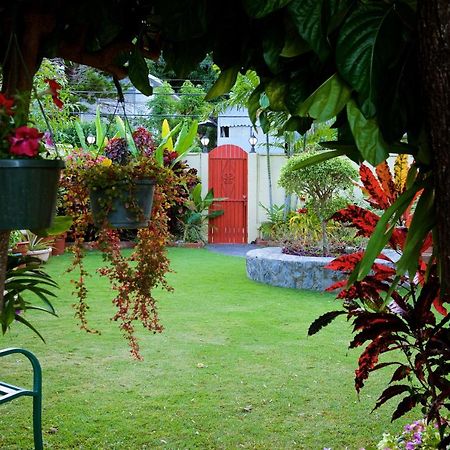 Heritage Inn Trinidad Belmont Esterno foto