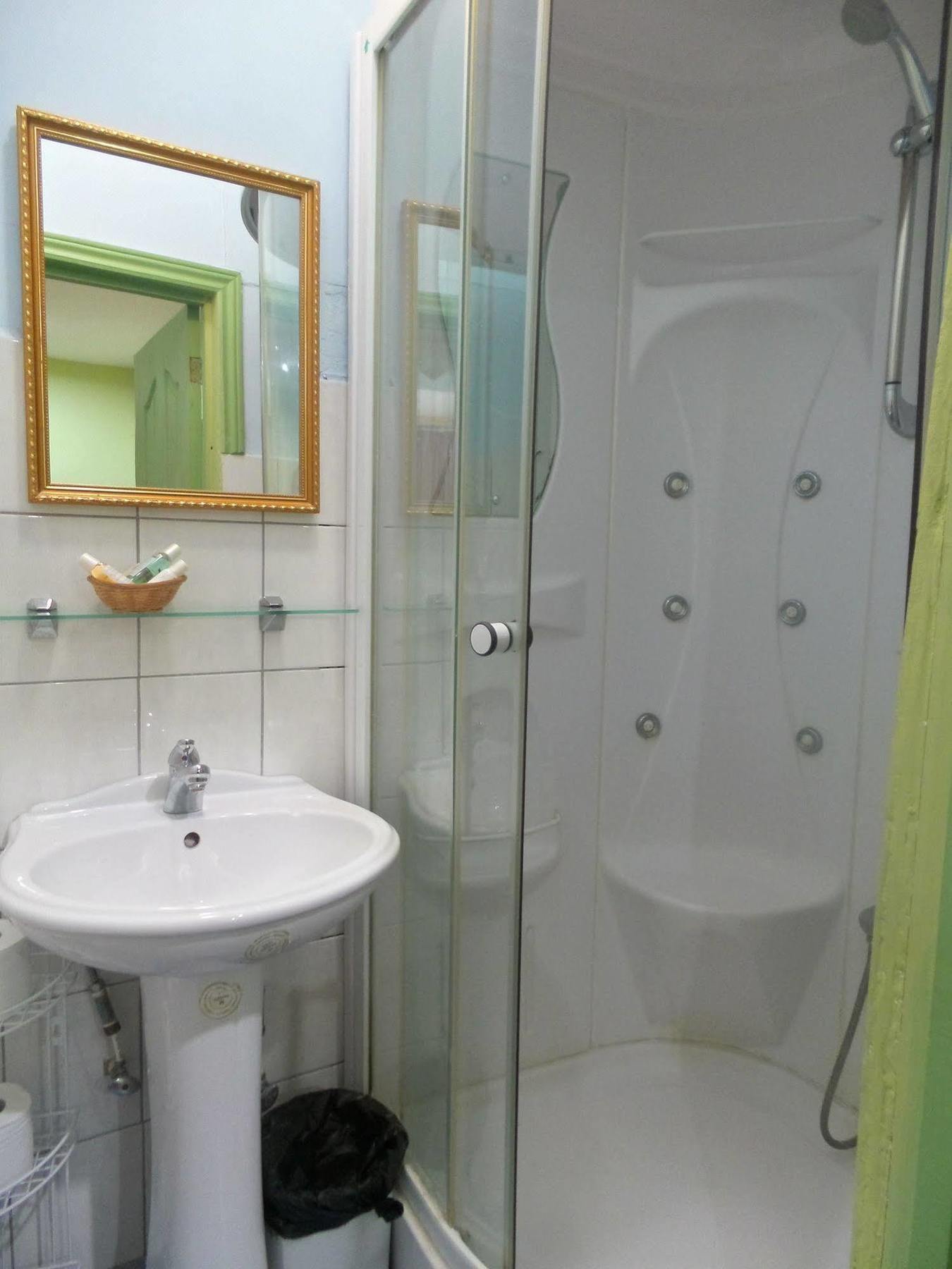 Heritage Inn Trinidad Belmont Esterno foto